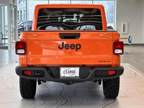 2025 Jeep Gladiator High Tide
