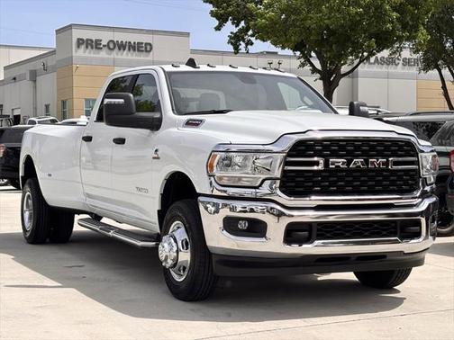 2024 RAM 3500 Big Horn Crew Cab 4x4 8' Box