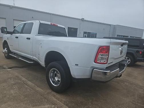 2024 RAM 3500 Big Horn Crew Cab 4x4 8' Box