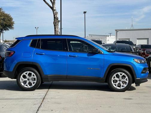 2025 Jeep Compass Latitude