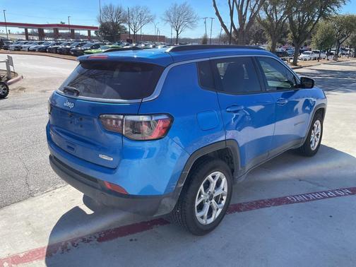 2025 Jeep Compass Latitude