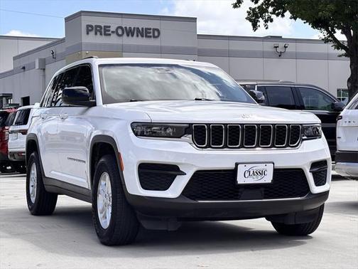 2023 Jeep Grand Cherokee Laredo