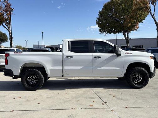 2022 Chevrolet Silverado 1500 Custom Trail Boss