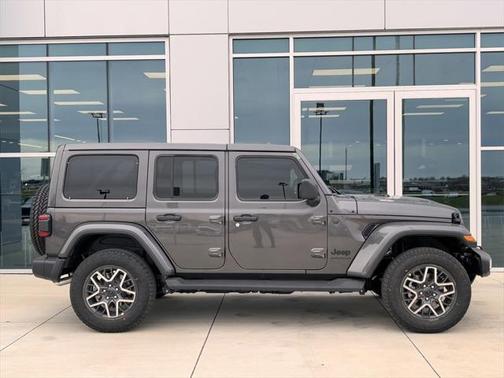 2025 Jeep Wrangler Sahara