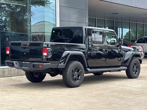 Black Clearcoat 2026 Jeep Gladiator Texas Trail 4x4