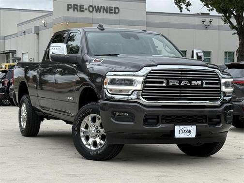 2024 RAM 2500 Laramie Crew Cab 4x4 6'4' Box