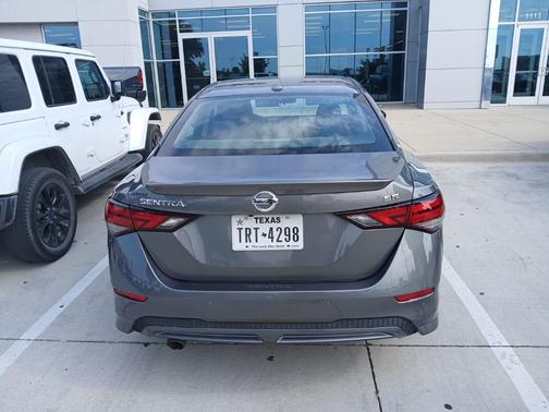 2021 Nissan Sentra SR