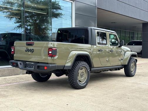41 2026 Jeep Gladiator Sport