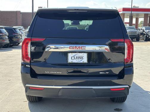 2024 GMC Yukon SLT