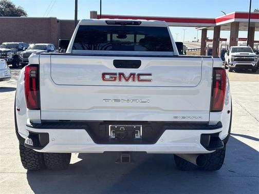 2024 GMC Sierra 3500 Denali