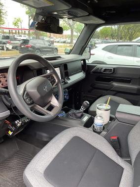 Shadow Black 2022 Ford Bronco Base