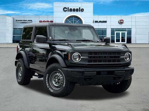 Shadow Black 2022 Ford Bronco Base