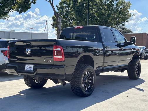 2024 RAM 2500 Laramie Crew Cab 4x4 6'4' Box