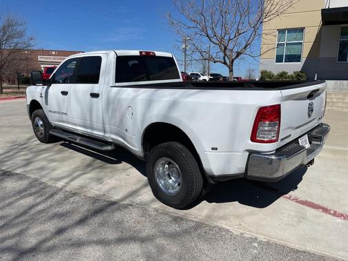 2024 RAM 3500 Big Horn Crew Cab 4x4 8' Box