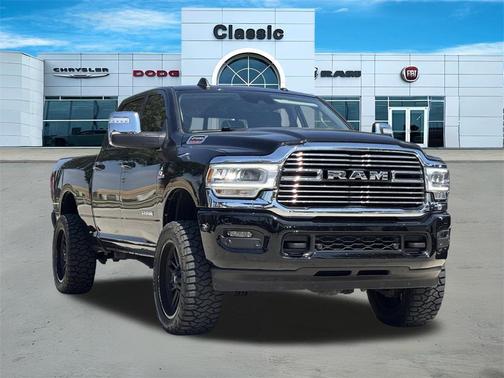 2024 RAM 2500 Laramie Crew Cab 4x4 6'4' Box