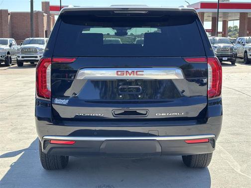 2024 GMC Yukon Denali