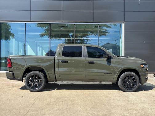 Tank 2027 RAM 1500 Laramie
