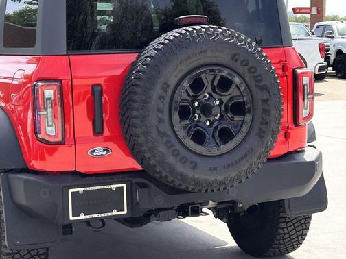 Race Red 2024 Ford Bronco Wildtrak