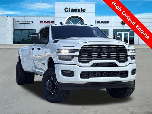 2025 RAM 3500 Big Horn Crew Cab 4x4 8' Box