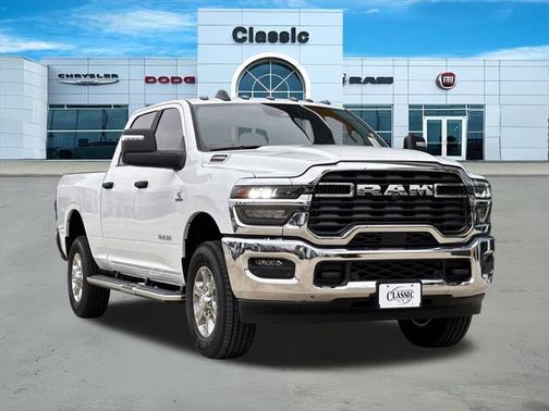 2025 RAM 2500 Big Horn Crew Cab 4x4 6'4' Box