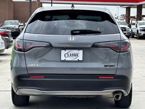 2024 Honda HR-V 2WD Sport