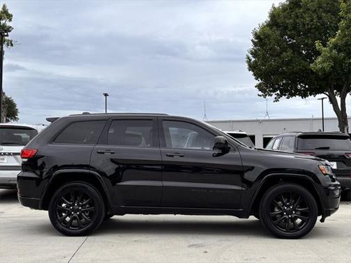 2019 Jeep Grand Cherokee Altitude