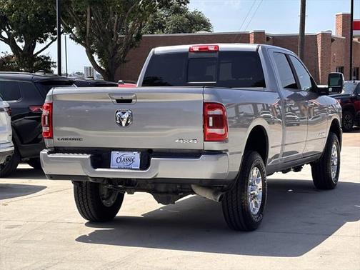 2024 RAM 2500 Laramie Crew Cab 4x4 6'4' Box