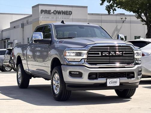 2024 RAM 2500 Laramie Crew Cab 4x4 6'4' Box