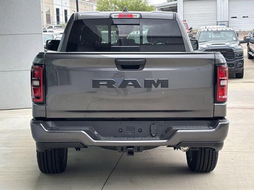 Granite Crystal Metallic Clearcoat 2026 RAM 1500 Express