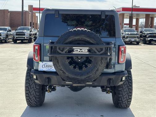 2022 Ford Bronco Badlands