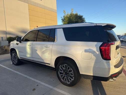 2023 GMC Yukon XL Denali Ultimate