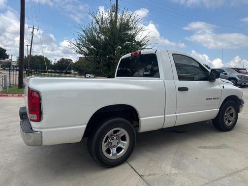 2004 Dodge Ram 1500 ST