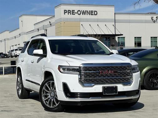 2023 GMC Acadia Denali