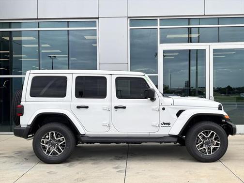 2025 Jeep Wrangler 4-Door Sahara 4x4
