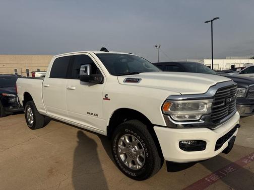 2024 RAM 2500 Laramie Crew Cab 4x4 6'4' Box