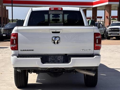2024 RAM 2500 Laramie Crew Cab 4x4 6'4' Box