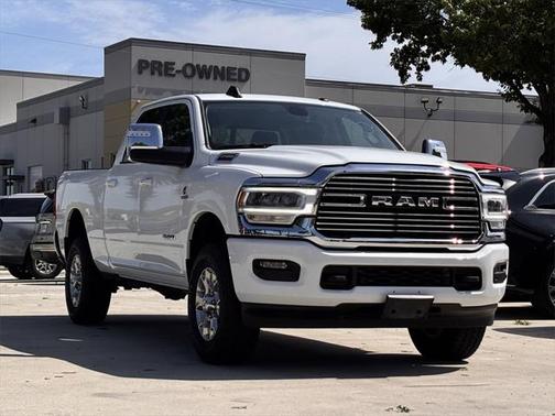 2024 RAM 2500 Laramie Crew Cab 4x4 6'4' Box