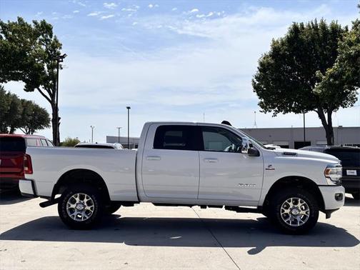 2024 RAM 2500 Laramie Crew Cab 4x4 6'4' Box