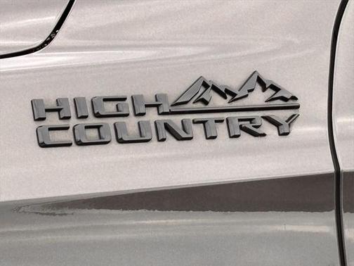 2021 Chevrolet Tahoe 4WD High Country