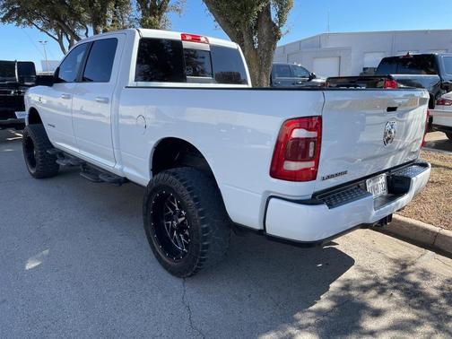 2023 RAM 2500 Laramie Crew Cab 4x4 6'4' Box