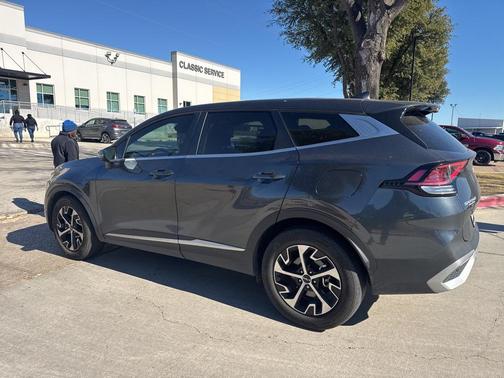 2023 Kia Sportage EX