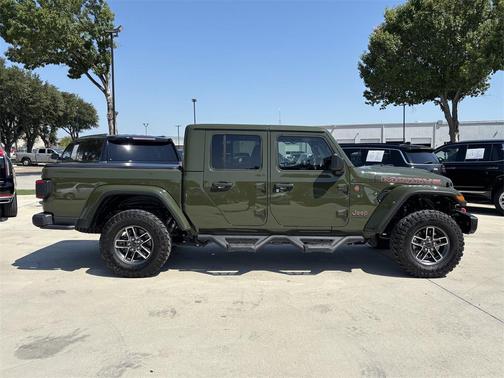 2024 Jeep Gladiator Mojave X