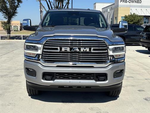 2024 RAM 2500 Laramie Crew Cab 4x4 6'4' Box