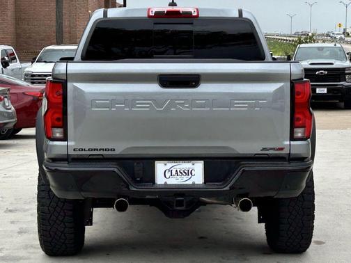 2024 Chevrolet Colorado ZR2