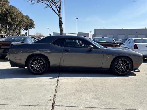 2022 Dodge Challenger R/T Scat Pack