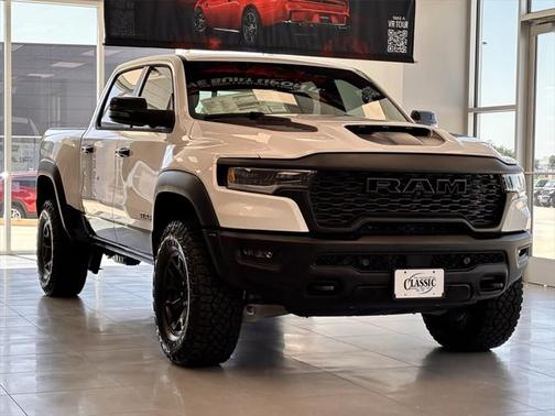 2025 RAM 1500 RHO Crew Cab 4x4 5'7' Box