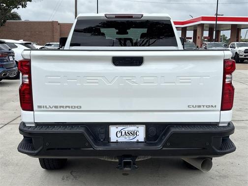 2024 Chevrolet Silverado 2500 Custom