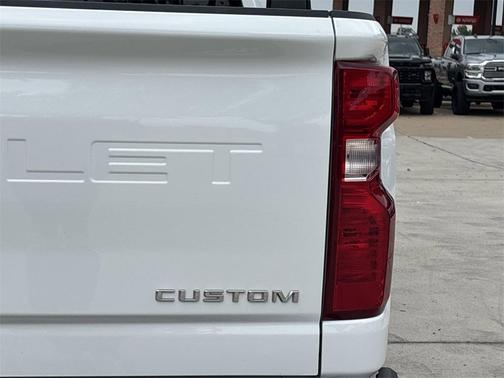 2024 Chevrolet Silverado 2500 Custom