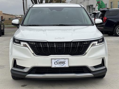 2023 Kia Carnival LX