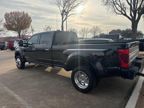 2022 Ford F-450 Limited